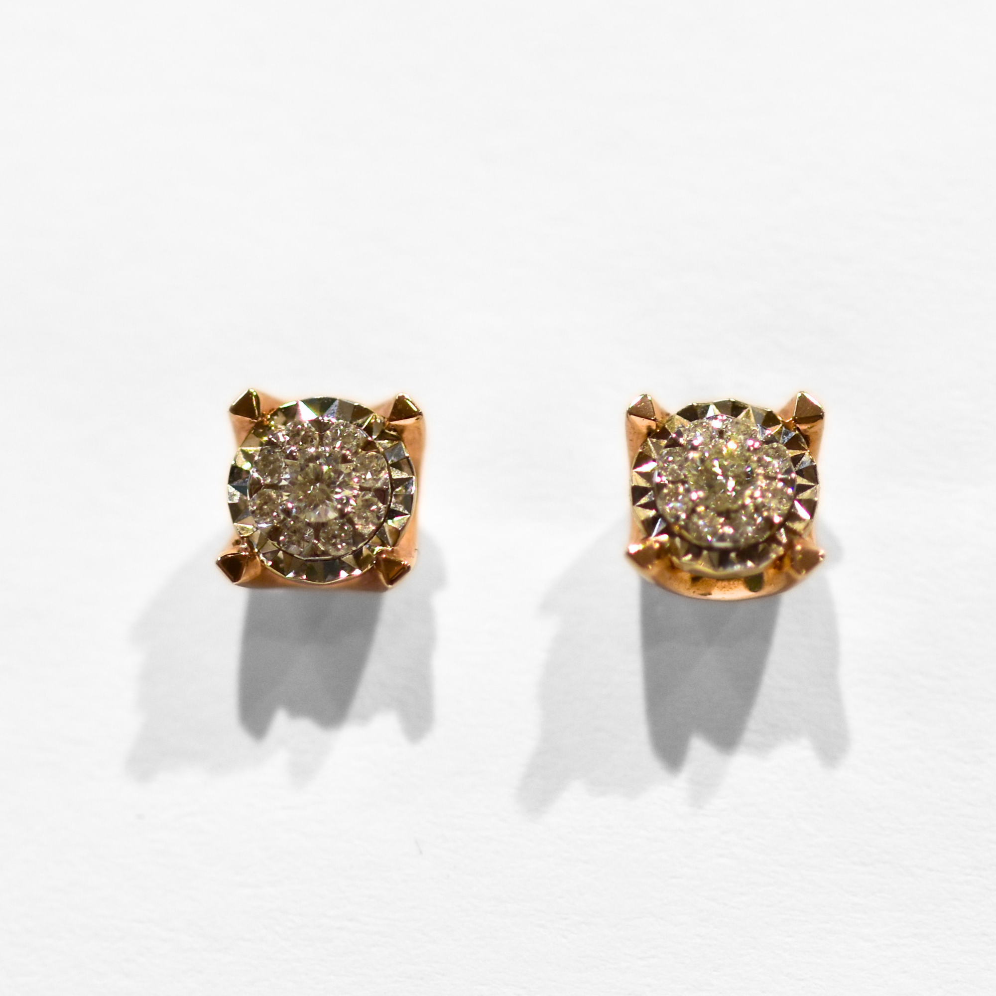 Picture of Natural Diamond Studs